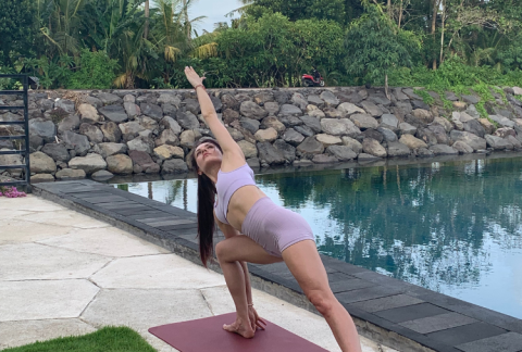 yoga retreat bali indonesia