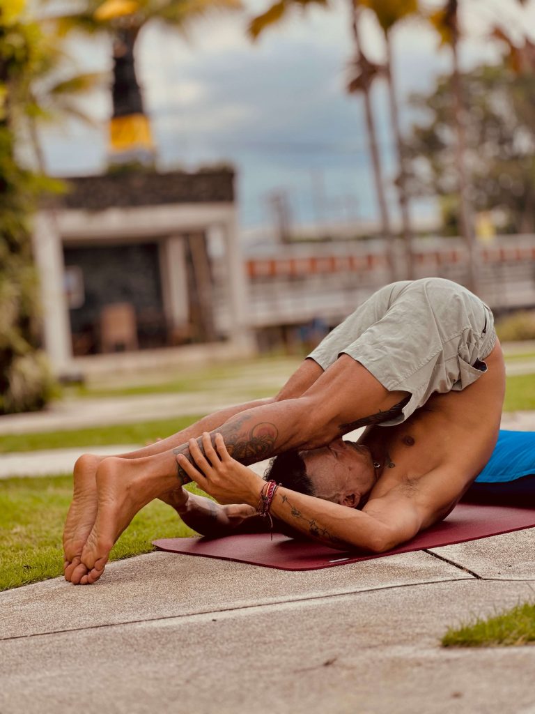 300 hours yoga teacher training in bali
